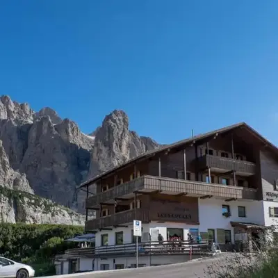 Alpin Hotel & Restaurant Frara