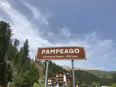 a sign that reads pampaggco on a mountain at Appartamento El Feudo in Tesero