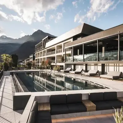 SomVita Suites