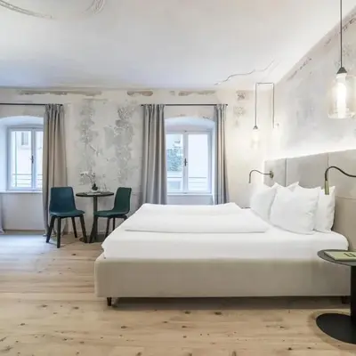 Alte Schmiede Apartments & Rooms