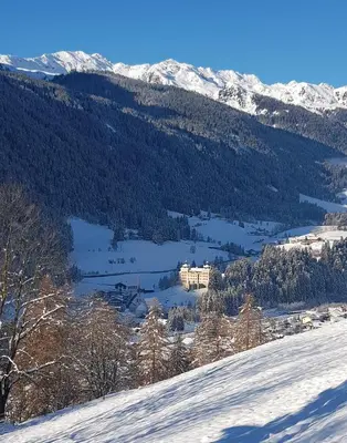 a view of a ski resort in the snow at Lexhof in Mareta