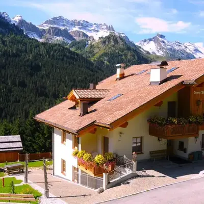 Design Chalet Zirm - check-in at Olympia Hotel