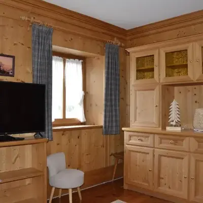 Apartment with three bedrooms and garden in Chiave