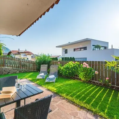 Apartments Villa Vardia