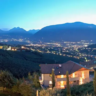 Ferienwohnung in Schenna mit Bergblick und Pool - Unterpenatz