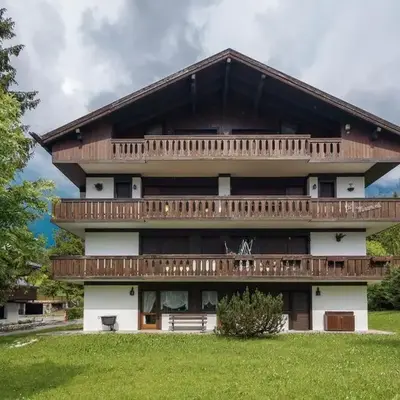 Ca Miramonti - Garden and Tofana view