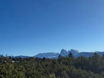 a view of the mountains in the distance at Haus Gläserer apartments in Villandro