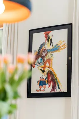 a picture of a painting on a wall at Birchboden Lodge in Longomoso