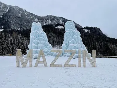 a map of the usa with cities and airports at Il Sole delle Dolomiti in Campestrin