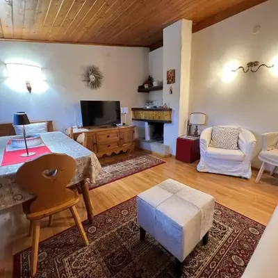Apartment 5 Torri