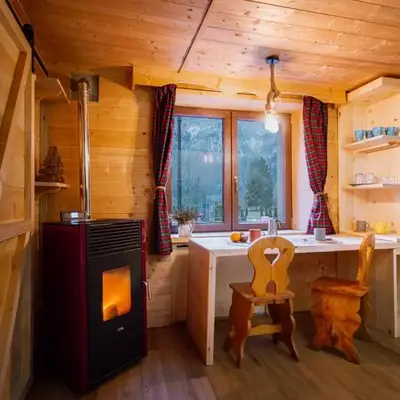 Dolomiti Urban Lodge - casa Civetta