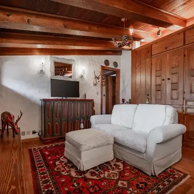 GuestHost - Cortina Charming Wooden Alpine Nest