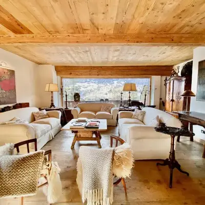 Luxury flat with views - few steps from centre