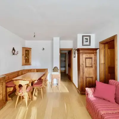 Cozy 3 bedroom in amazing location