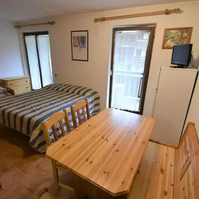 Studio Apt 8 by Interhome
