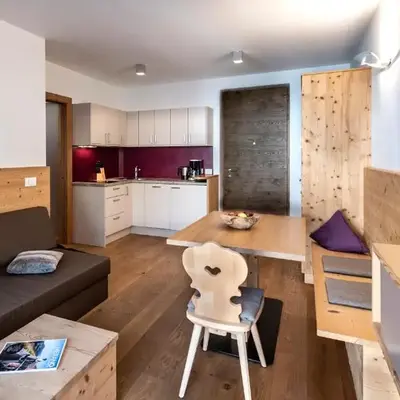 Apartment 39012