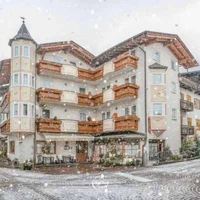 Hotel Siror