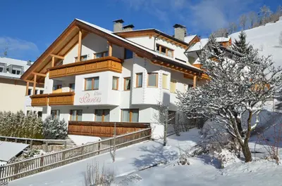 akritkritkritkritkritkritkritkrit hotel during the winter time at Villa Paröis in La Valle