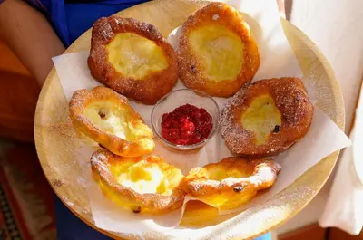 a plate of pastries on a plate at Häuslerhof in Naz-Sciaves