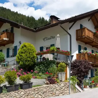 Haus Claudia B&B