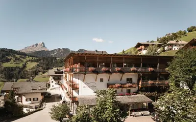 arial view of a hotel in the mountains at Hotel Pider in La Valle