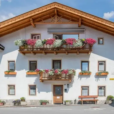 Apartments Heidenberger Delle Scuole
