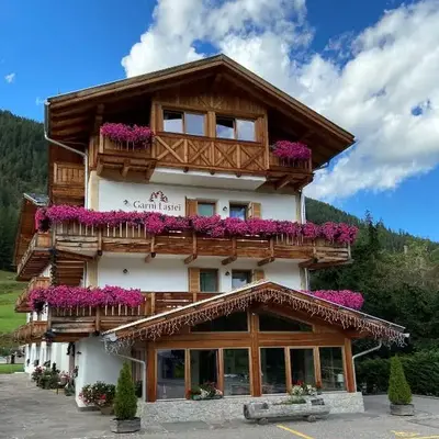 Hotel Garni Lastei