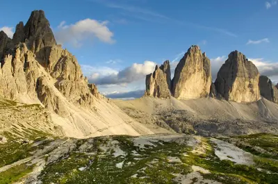 a digital rendering of a mountain range with rocks at Landhof in Monguelfo