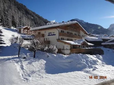 Gallery image of Albergo Fiordaliso in Canazei