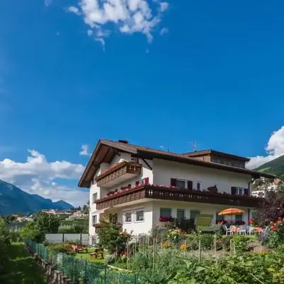 Guesthouse Pension Grafenstein