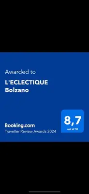 a screenshot of a cell phone with a blue screen at L'ECLECTIQUE Bolzano in Bolzano