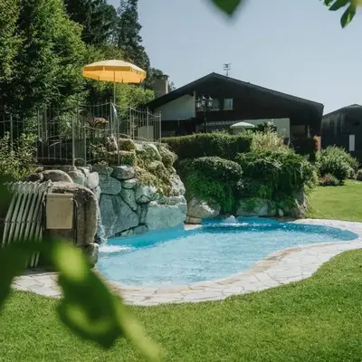 Residence Obermoarhof - Family Apartments with Pool & Playground