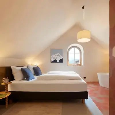 Goldengel Design - Suiten im historischen Ortskern von Kaltern