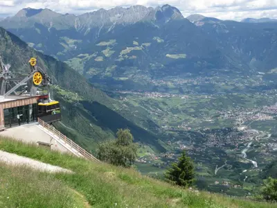 a train station on the side of a mountain at Ferienwohnung im Haus Texel VI in Parcines