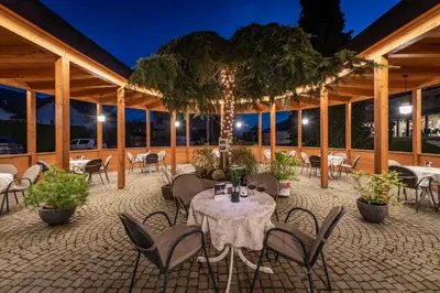 Gallery image of Hotel Langhof in Naz-Sciaves
