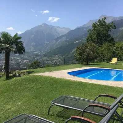 Villa Corazza-Bezauberndes Appartment+ Schwimmbad