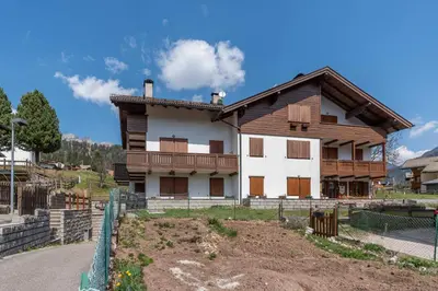 a house that is being built in at Casa Maura in Soraga